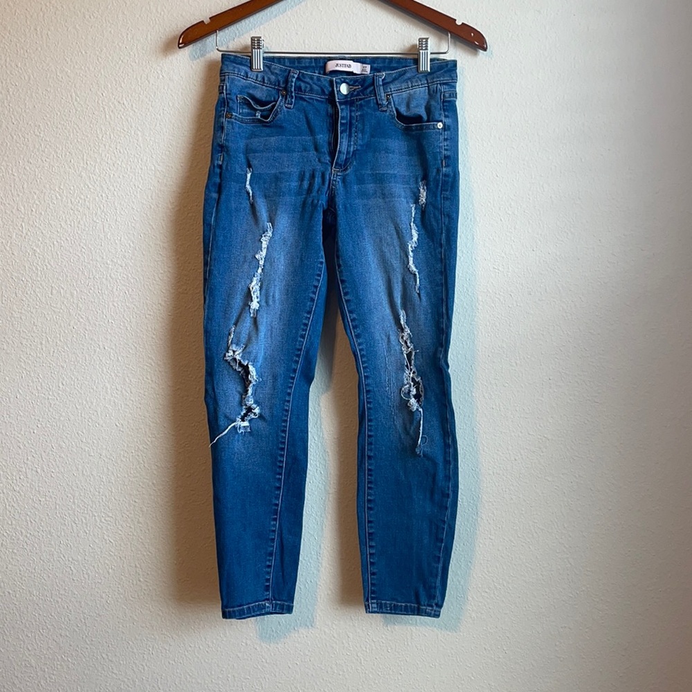JustFab size 27 skinny jeans